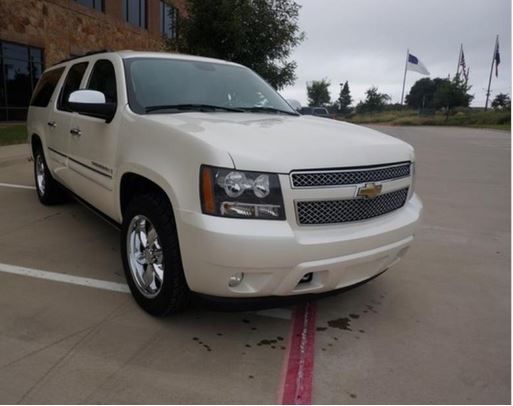 Chevrolet Suburban • 2008 • 140,000 km 3