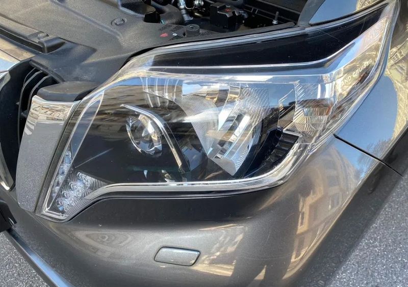 Toyota Land Cruiser • 2016 • 115,000 km 2