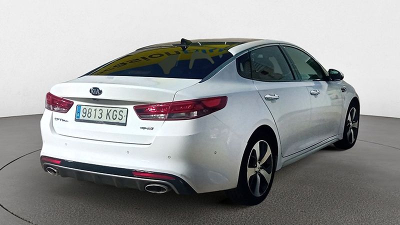 Kia Optima • 2018 • 134,612 km 3