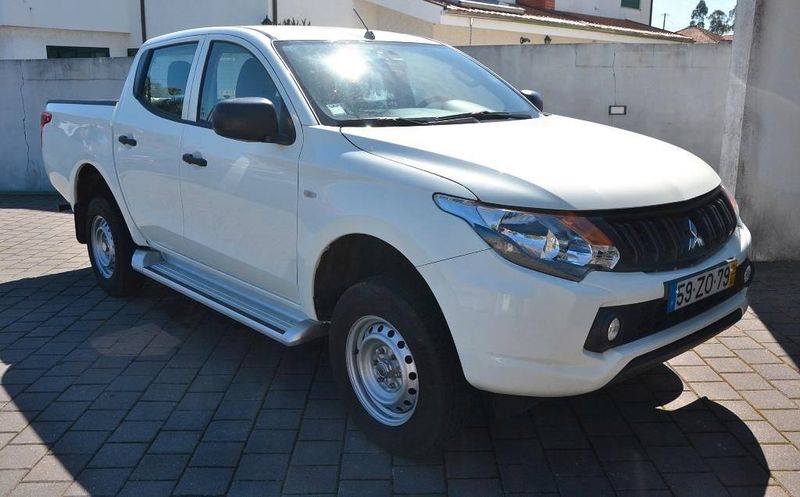 Mitsubishi L200 • 2019 • 200,000 km 2