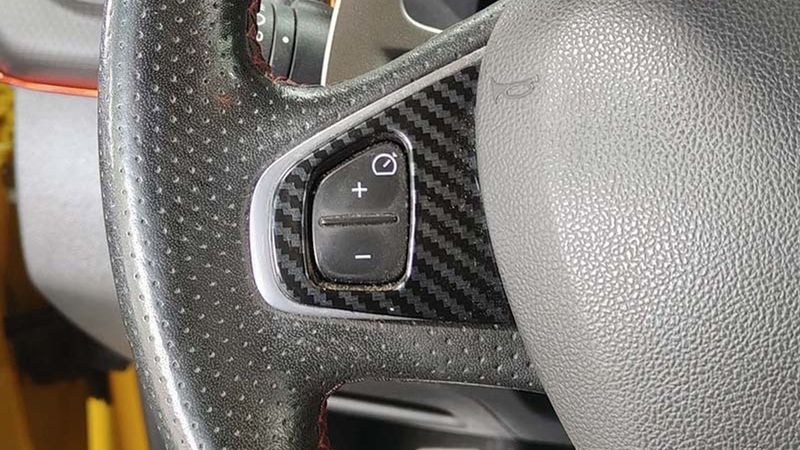 Renault Clio • 2018 • 93,967 km 9