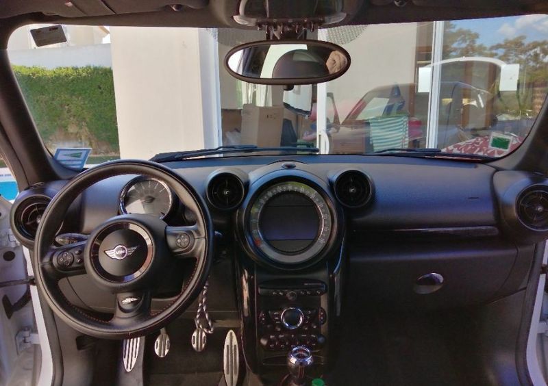 MINI Cooper • 2013 • 140,000 km 2