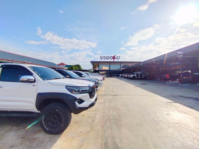 Toyota Hilux • 2023 • 0 km 11