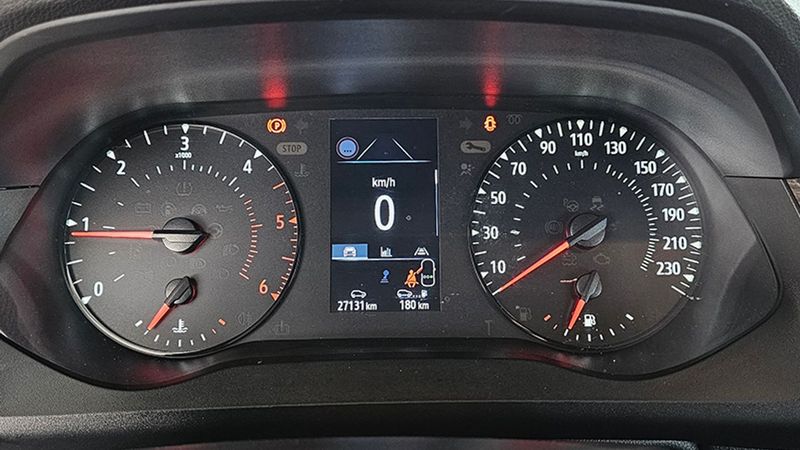 Renault Kangoo • 2021 • 27,131 km 26