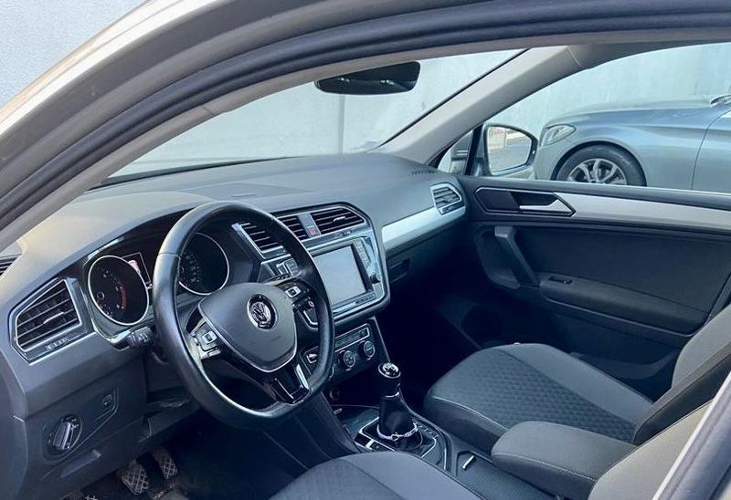 Volkswagen Tiguan • 2016 • 215,000 km 5