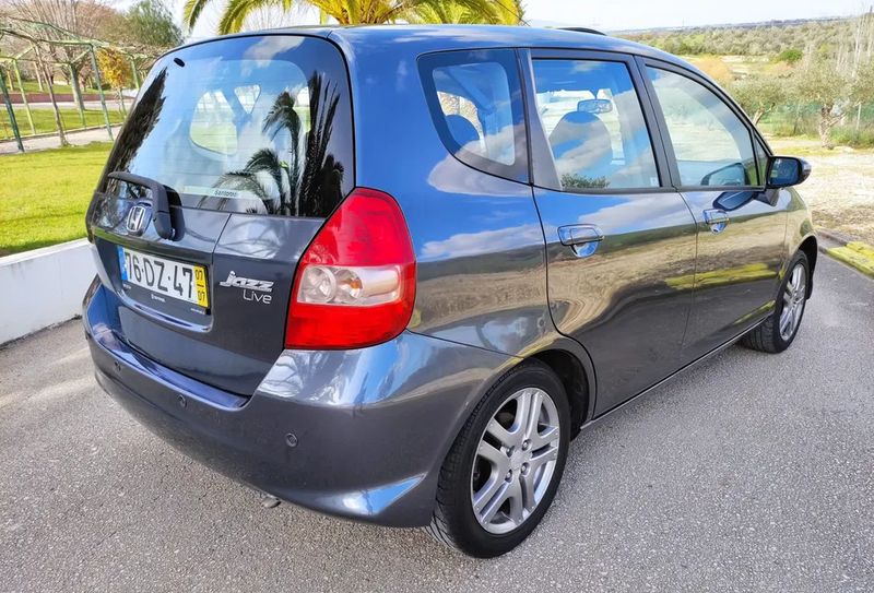 Honda Jazz • 2007 • 99,985 km 1
