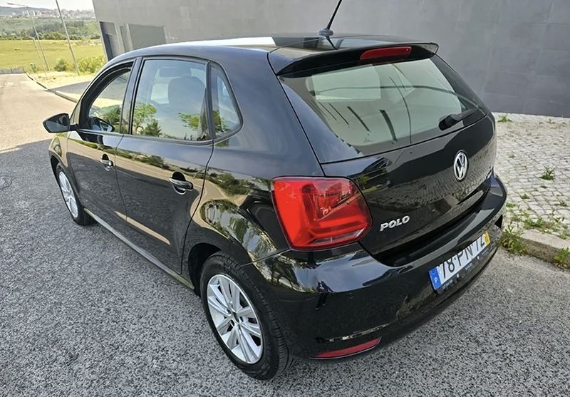 Volkswagen Polo • 2015 • 42,000 km 3