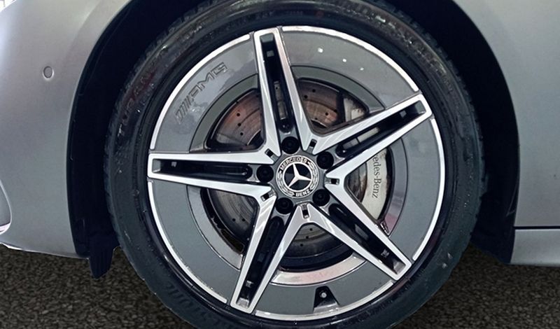 Mercedes-Benz C-Class • 2023 • 39,000 km 15