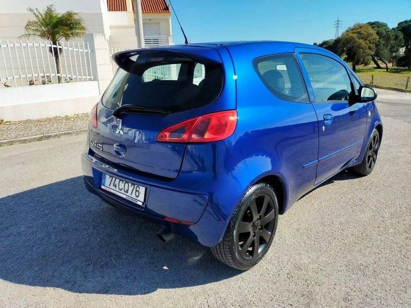 Mitsubishi Colt • 2006 • 89,000 km 4