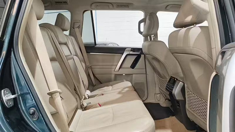 Toyota Land Cruiser • 2018 • 73,085 km 12