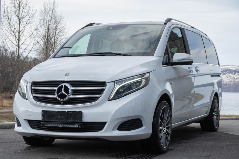 Mercedes-Benz 210 Van • 2015 • 132,000 km 11