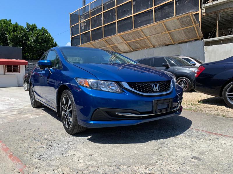 Honda Civic • 2015 • 86,000 km 11