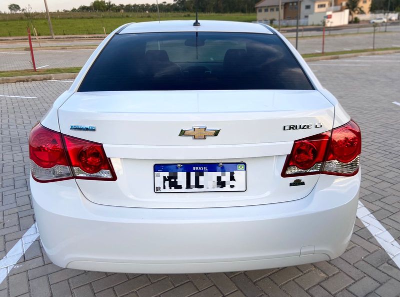 Chevrolet Cruze • 2014 • 80,000 km 5