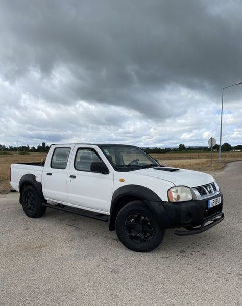 Nissan 300c • 2002 • 205,000 km 2