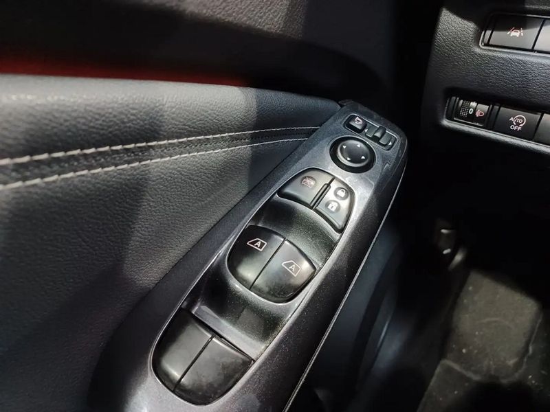 Nissan Juke • 2020 • 36,300 km 12