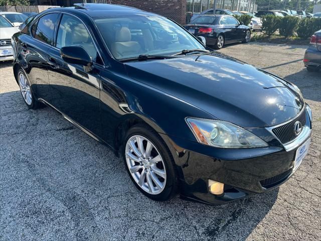 Lexus IS 250 C • 2007 • 121,131 km 1