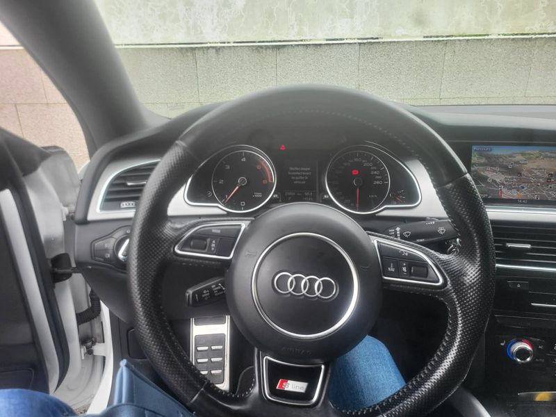 Audi A5 • 2014 • 210,000 km 4