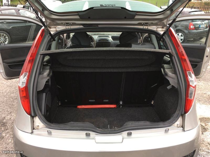 Fiat Punto • 2005 • 140,000 km 5