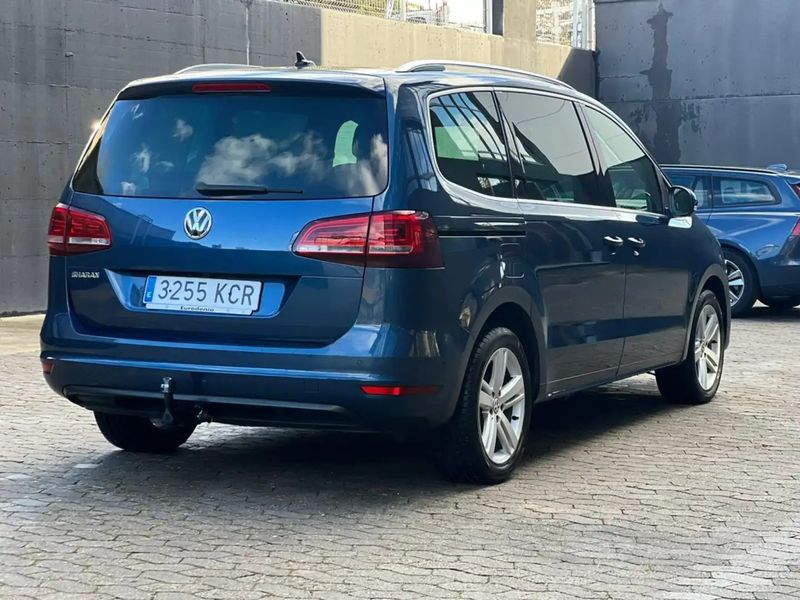 Volkswagen Sharan • 2017 • 98,000 km 2