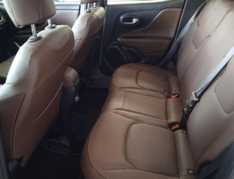 Jeep Renegade • 2021 • 9,000 km 2