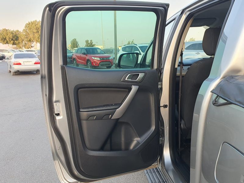 Ford Ranger • 2020 • 75,125 km 9