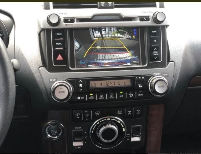 Toyota Land Cruiser • 2015 • 100,000 km 3