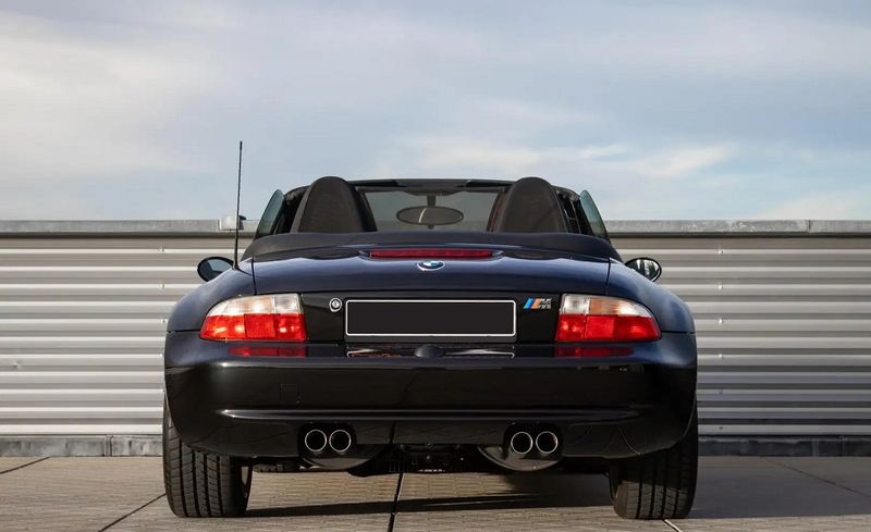 BMW Z3 • 1999 • 118,000 km 10