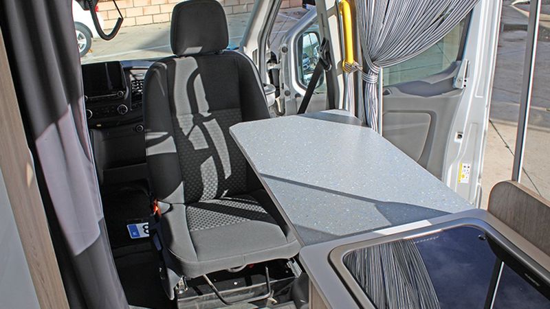 Ford Transit • 2020 • 33,720 km 4