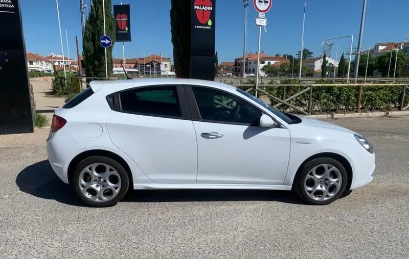 Alfa Romeo Giulietta • 2018 • 100 km 3