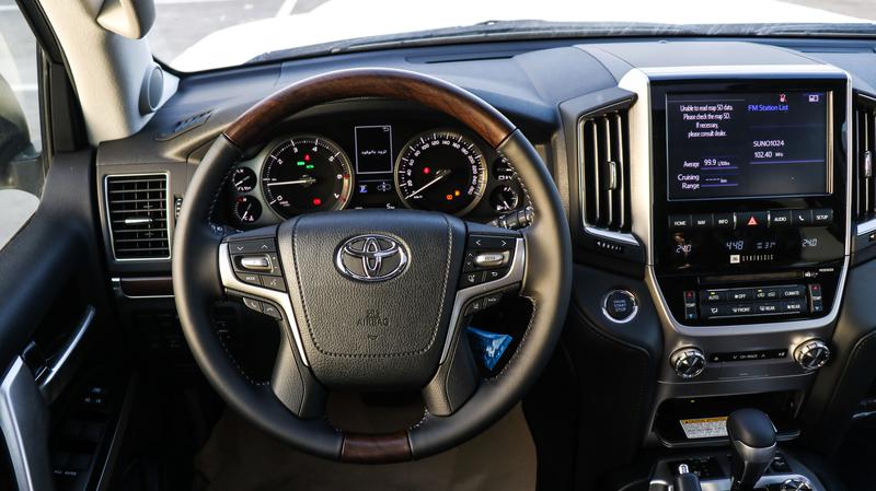 Toyota Land Cruiser • 2021 • 10 km 20