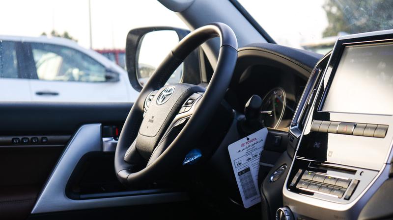 Toyota Land Cruiser • 2021 • 10 km 4