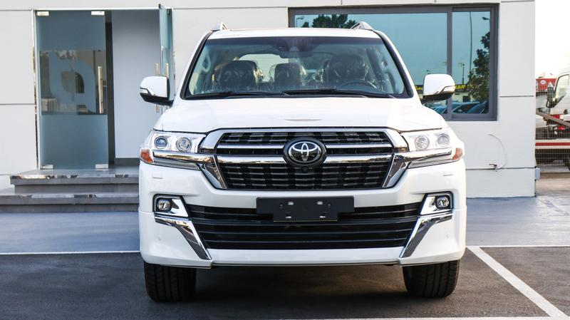 Toyota Land Cruiser • 2021 • 10 km 16