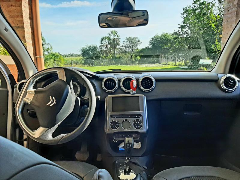 Citroën C3 • 2018 • 32,000 km 6