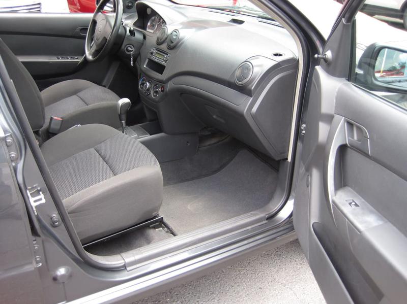 Chevrolet Aveo • 2014 • 76,000 km 9