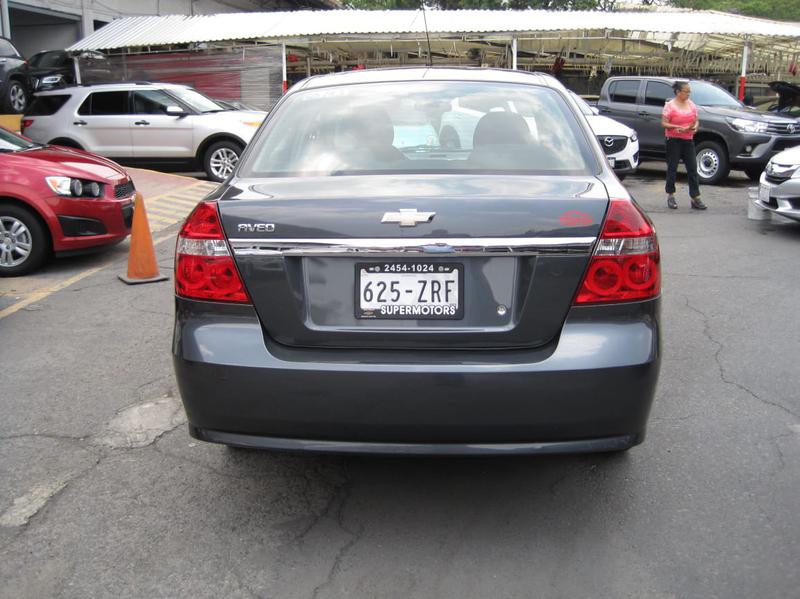 Chevrolet Aveo • 2014 • 76,000 km 3
