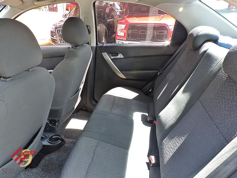 Chevrolet 1500 • 2011 • 73,600 km 5