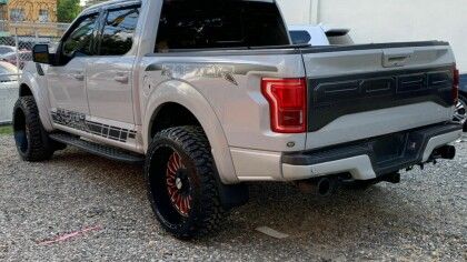 Ford F-150 • 2017 • 300 km 2