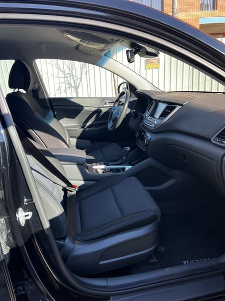 Hyundai Tucson • 2016 • 220,000 km 8