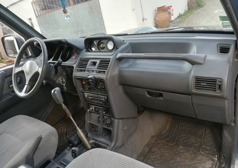 Mitsubishi Pajero • 1994 • 176,000 km 3