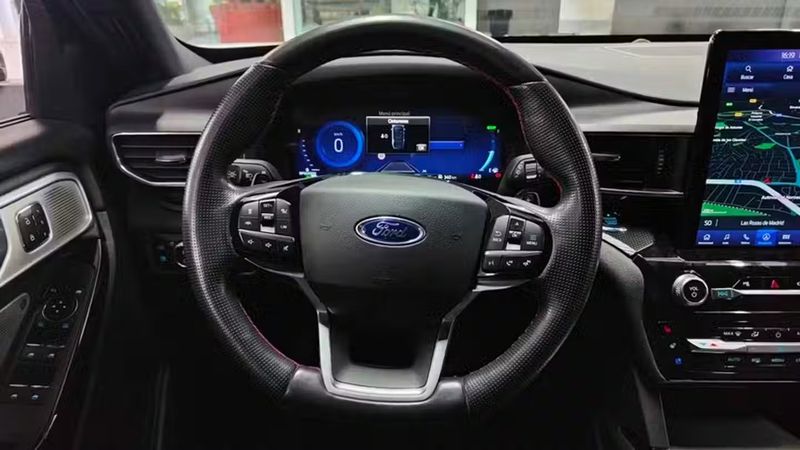 Ford Explorer • 2021 • 100,200 km 9