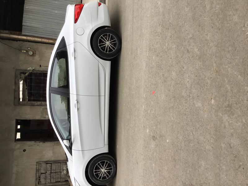 Hyundai Accent • 2019 • 28,000 km 5