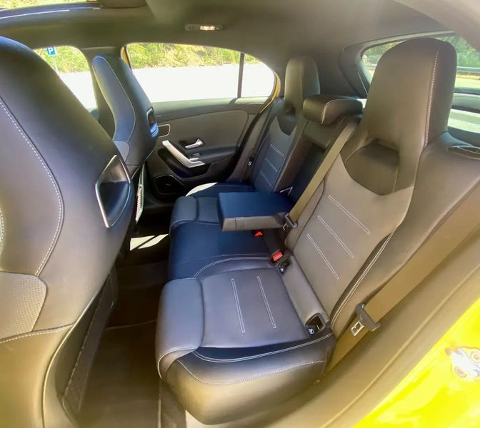 Mercedes-Benz A • 2020 • 55,000 km 6