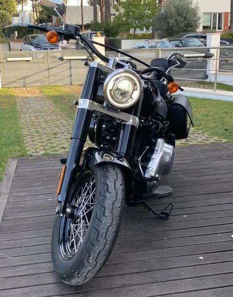 Harley Davidson flstn softail • 2018 • 4,110 km 3