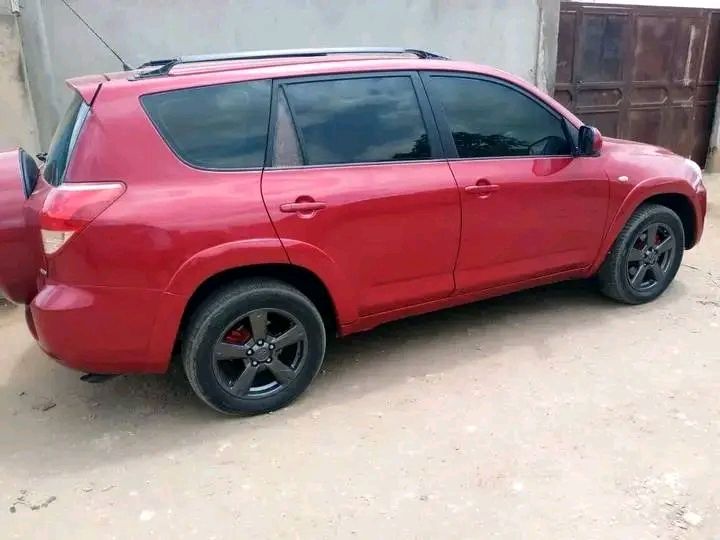 Toyota RAV4 • 2022 • 3,000 km 4