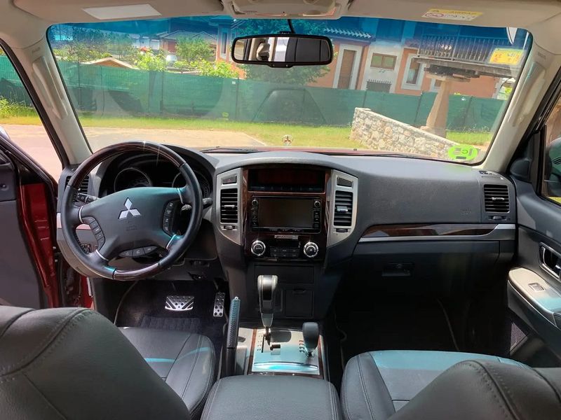 Mitsubishi Pajero • 2017 • 128,200 km 5