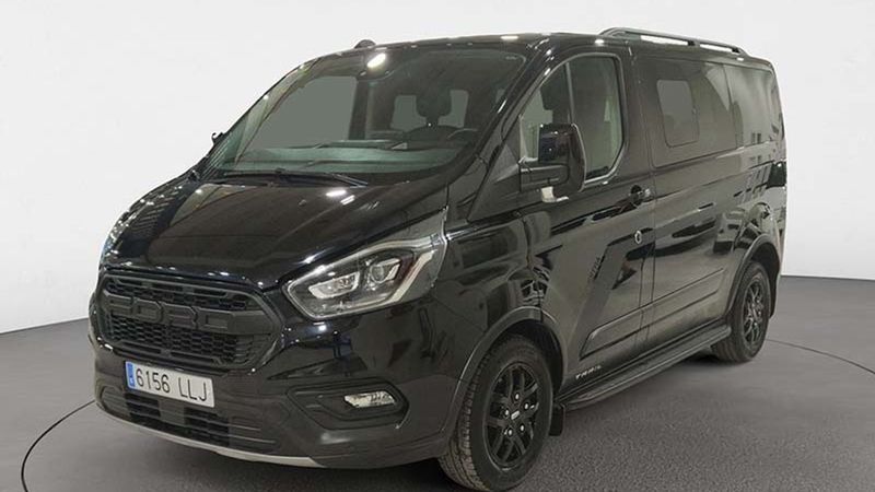 Ford Tourneo Custom • 2020 • 64,956 km 1
