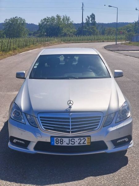 Mercedes-Benz E-320 • 2010 • 120,000 km 1