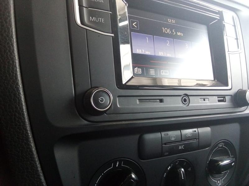 Volkswagen Jetta • 2017 • 63,000 km 8