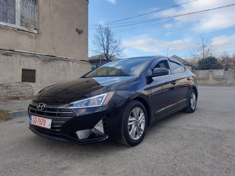 Hyundai Elantra • 2018 • 55,000 mi 10