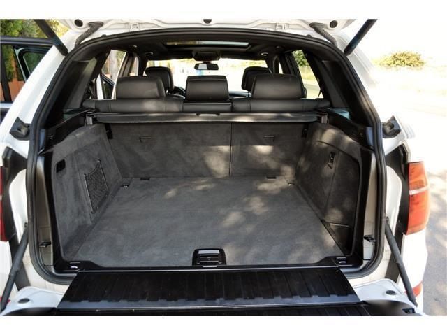BMW X5 • 2012 • 215,000 km 7